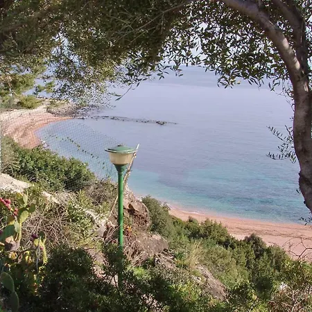 Apartment Garden With A View Cala Gonone