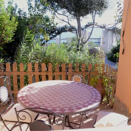 아파트 Garden With A View
